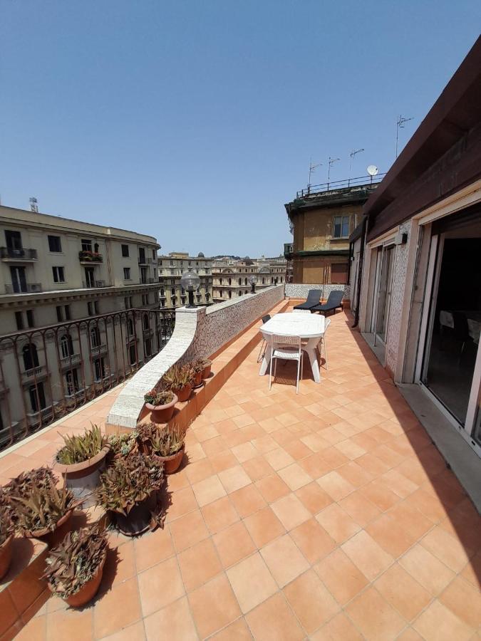 Mayfair Lifestyle Suites By Babylon Stay Naples Luaran gambar