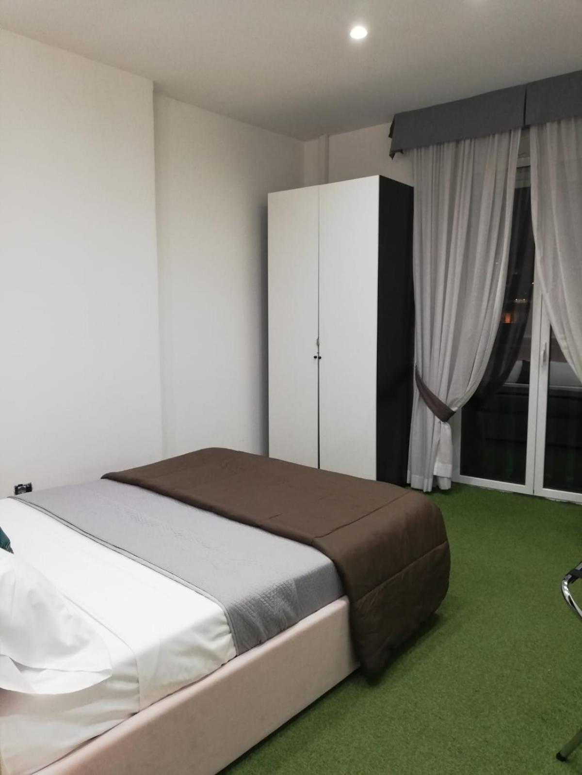 Mayfair Lifestyle Suites By Babylon Stay Naples Luaran gambar