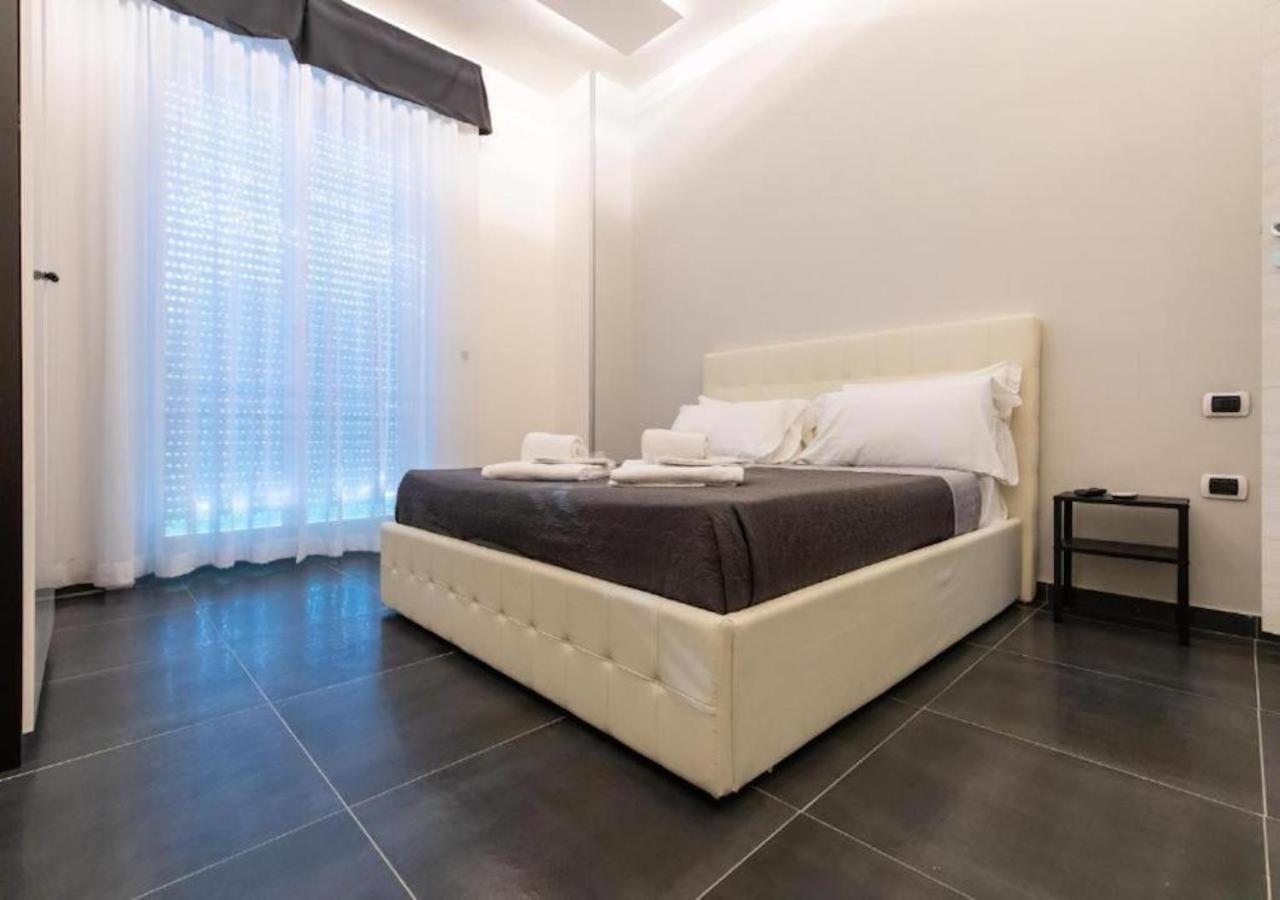Mayfair Lifestyle Suites By Babylon Stay Naples Luaran gambar