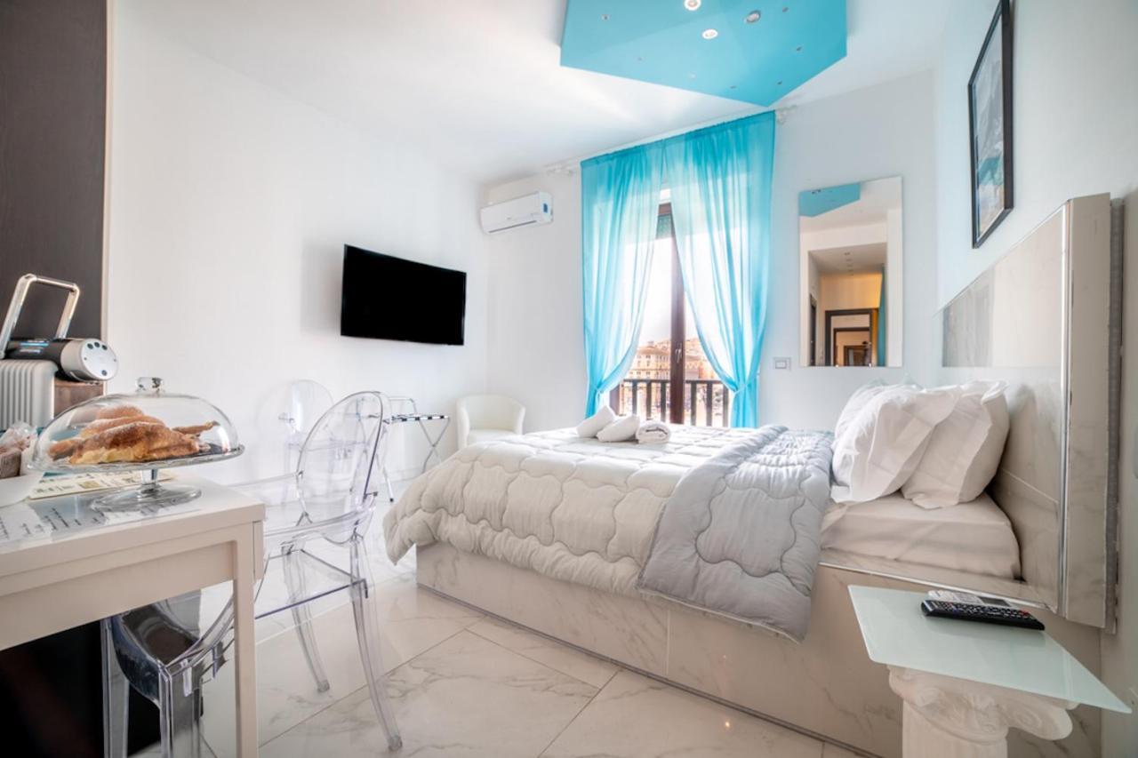Mayfair Lifestyle Suites By Babylon Stay Naples Luaran gambar