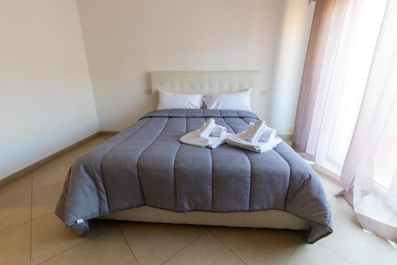 Mayfair Lifestyle Suites By Babylon Stay Naples Luaran gambar
